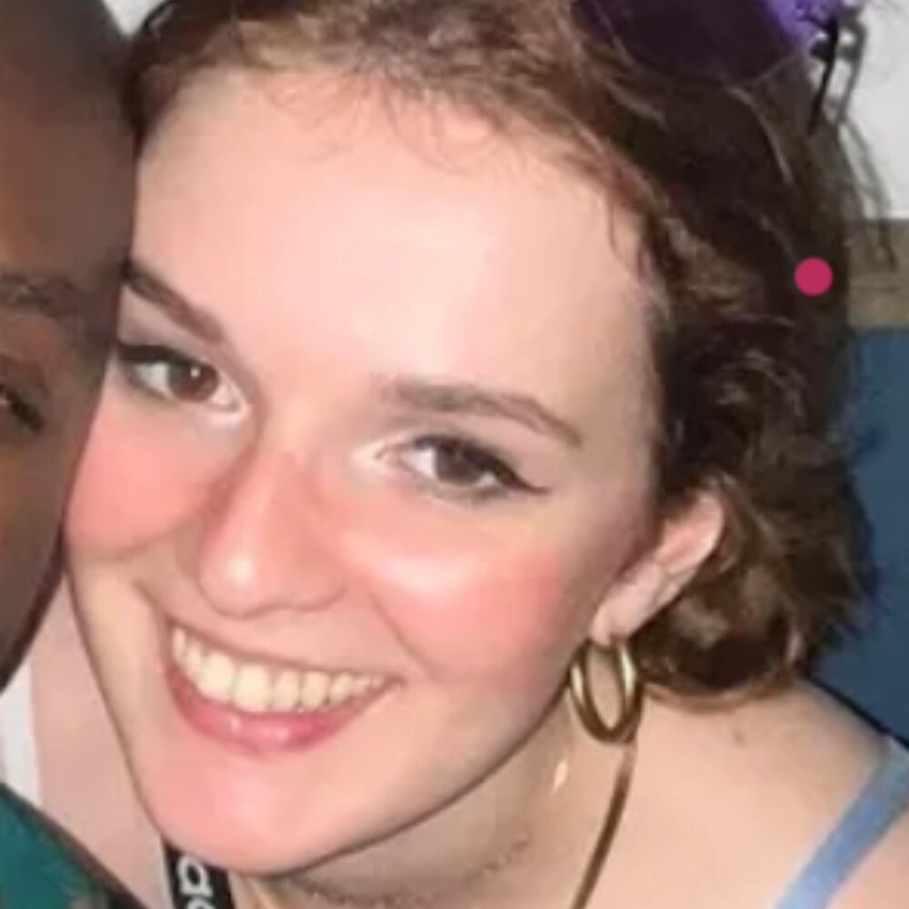 Meet your Posher, Talya